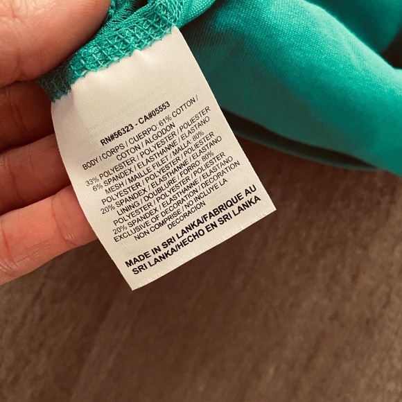 Nike Small Dry-Fit Athletic Top - M7 - Picture 5 of 5